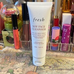 ☃️ FRESH Soy Face Cleanser Travel Size